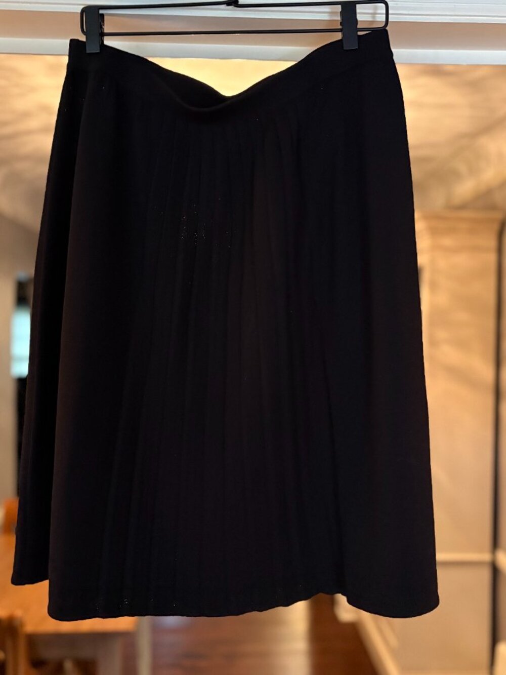 NWOT St. John Collection by Marie Gray Pleated Black Skirt. Size 14